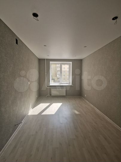 2-к. квартира, 50 м², 3/10 эт.