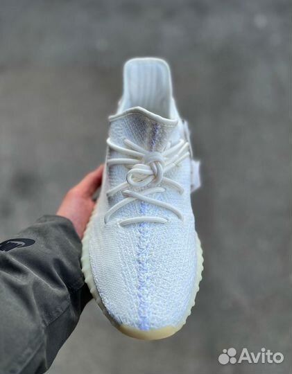 10.5 US. Adidas Yeezy Boost 350 V2 Cream. Оригинал