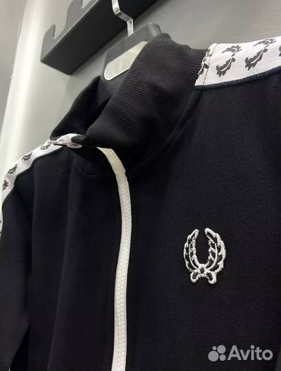 Fred perry олимпийка