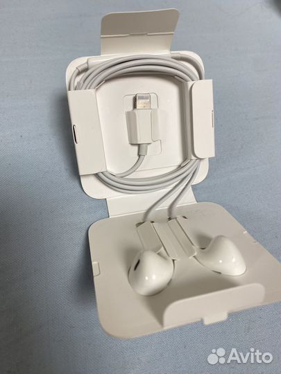 Наушники apple earpods lightning. Новые. Оригинал