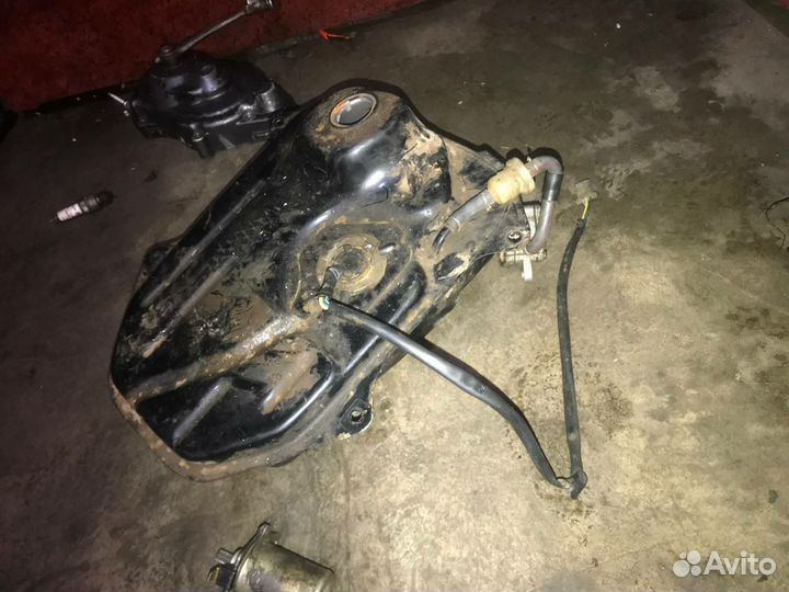 Запчасти на honda Дио 27