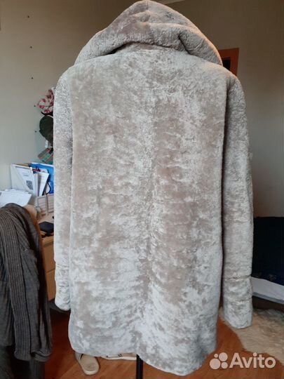 Шуба (полушубок) женская мутоновая