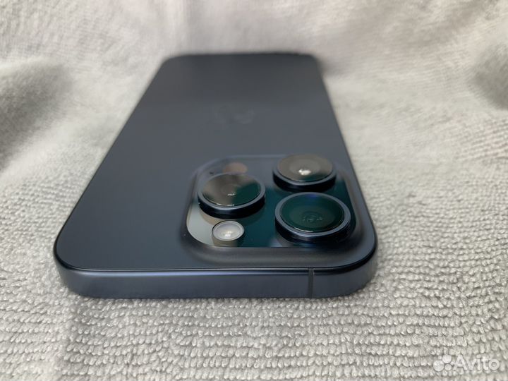 iPhone 15 Pro, 256 ГБ