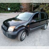 Ford Fusion 1.6 MT, 2006, 299 999 км, с пробегом, цена 555 555 руб.