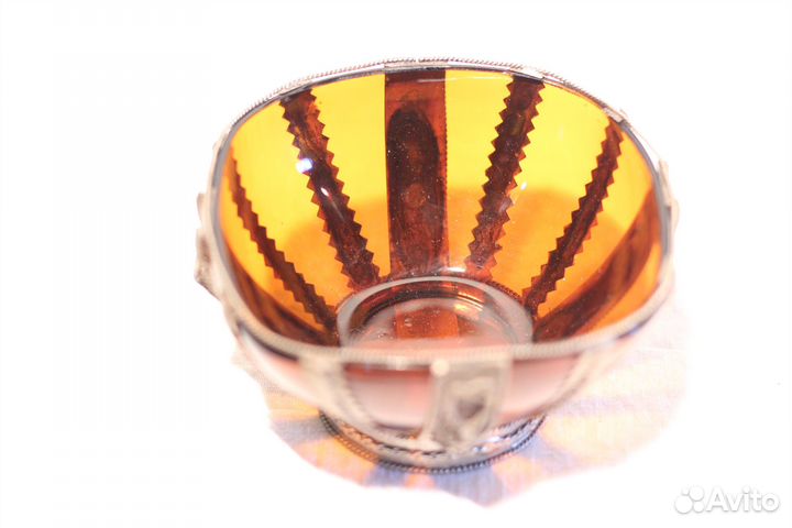 Конфетницы из цветного стекла