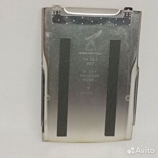 Задняя крышка на Nokia E71