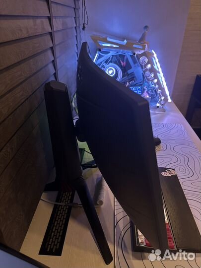 Монитор asus ROG Strix XG27VQ