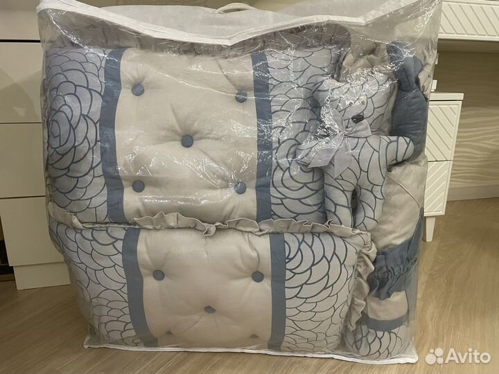 Бортики в детскую кроватку