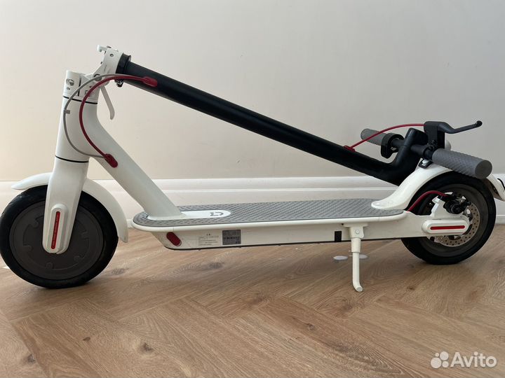 Электросамокат Xiaomi Mijia M365 (оригинал)