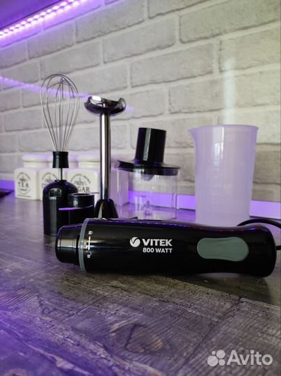 Блендер новый vitek