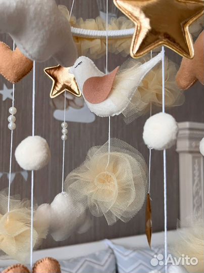 Мобиль из фетра в кроватку