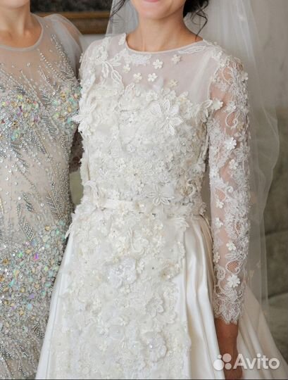 Свадебное платье со шлейфом