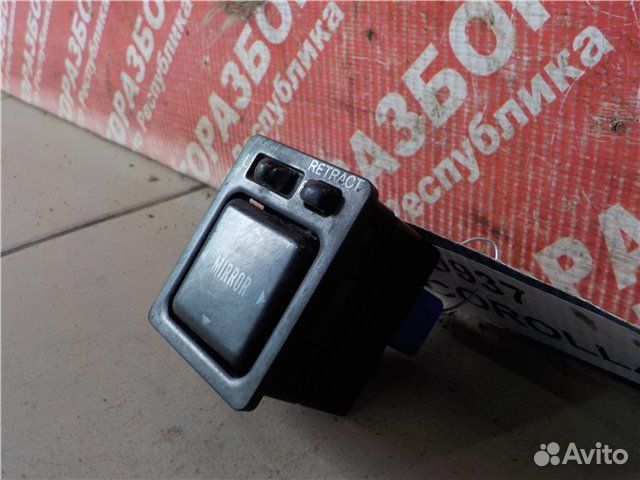 Блок регулировка зеркал Toyota Corolla AE110