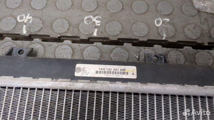 Радиатор охлаждения двигателя Skoda SuperB