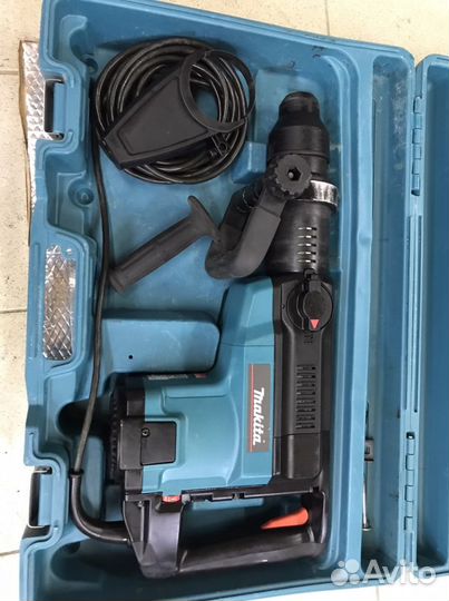 Перфоратор Makita HR5001C