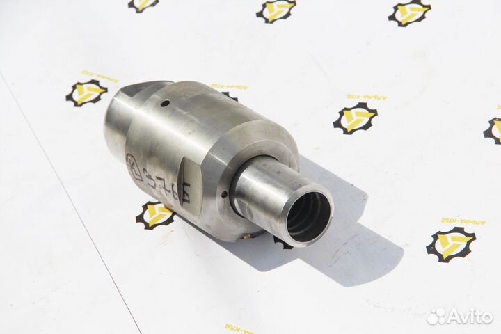 Вертлюг-сальник промывочный 3546953