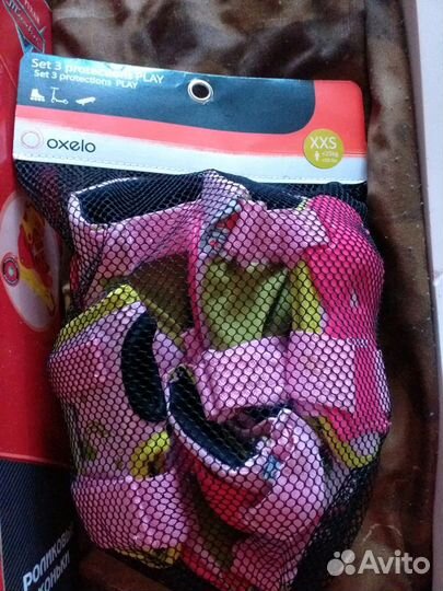 Роликовые коньки