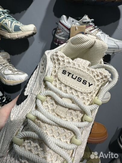 Кроссовки Nike air zoom spiridon stussy