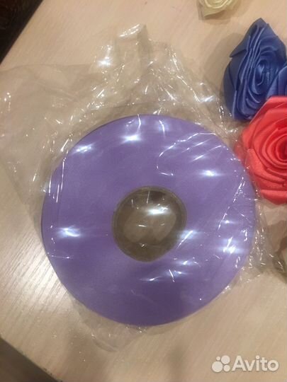 Розы атласные