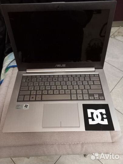 Ноутбук asus 201