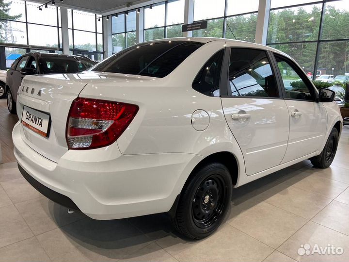 LADA Granta 1.6 МТ, 2024