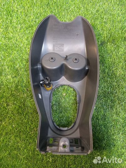 Центральная консоль Renault Logan седан 1.6 2008