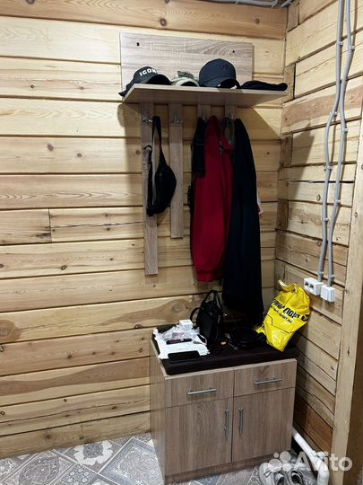 Продам прихожую. Большая вместительная