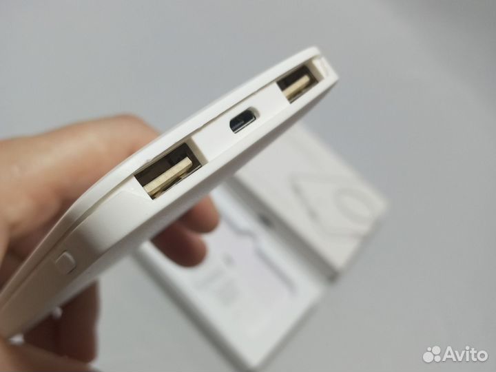 Портативное беспроводное устройство 4000mah