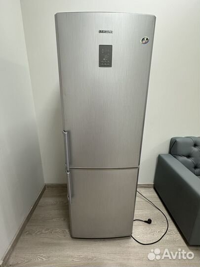 Холодильник samsung no frost DA99-01537A бу