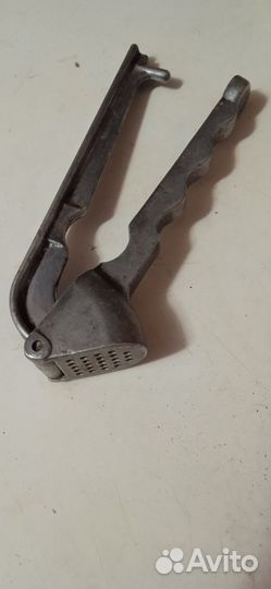 Чеснодавка