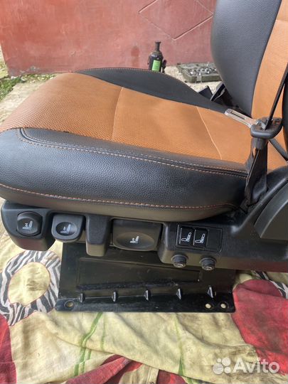 Сиденье FAW J6