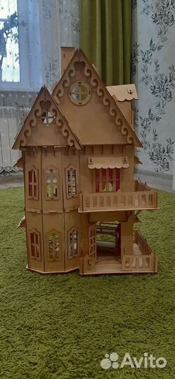 Домик кукольный