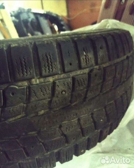 Dunlop Windsor G2 215/65 R16