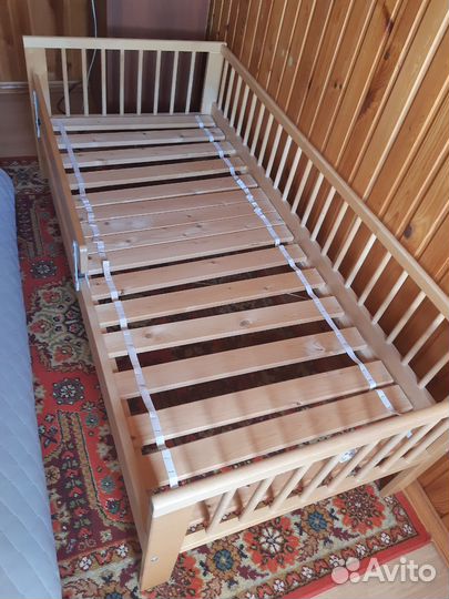 Детская кровать IKEA с матрасом