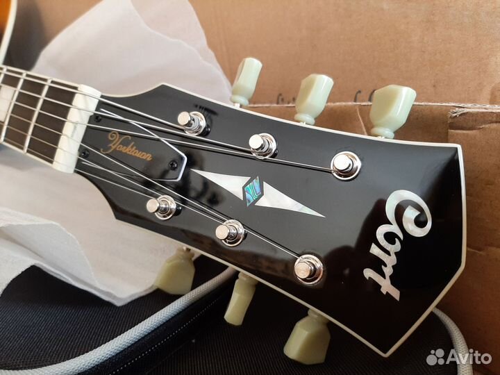 Новая электрогитара Cort Yorktown BV с чехлом