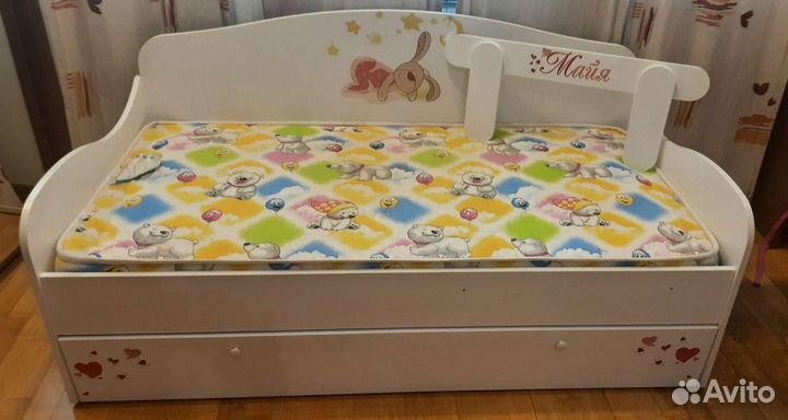 Кровать детская с матрасом