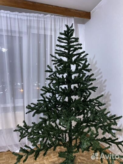 Елка искусственная