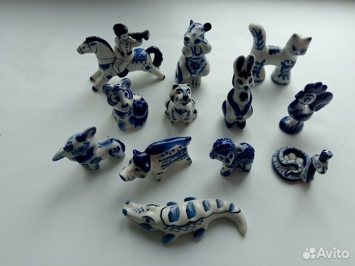 Фигурки животных гжель