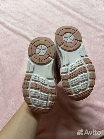 Кроссовки для девочки sursil новые 26 р