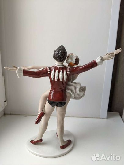 Статуэтка «Лебединое озеро» Wallendorf