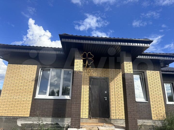 Коттедж 125 м² на участке 8 сот.