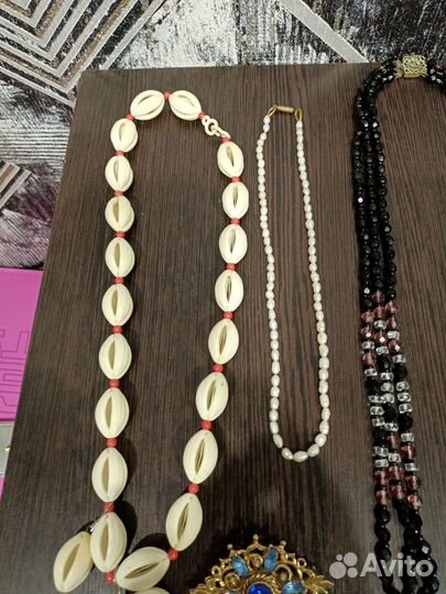 Бусы и прочее.Все в описании