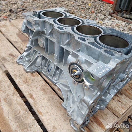 Шорт-Блок двигателя Renault Nissan 2TRB702 2.5