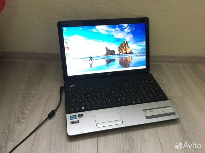 Ноутбук Acer i3 4 потока/8 Гб/ SSD 240/ GT 620 1 Г