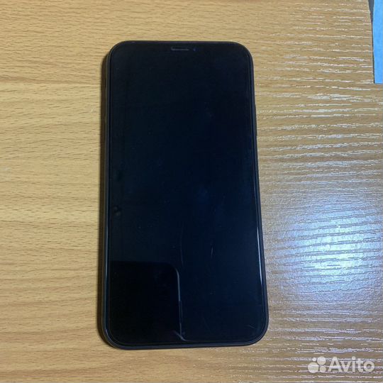 Телефон iPhone Xr