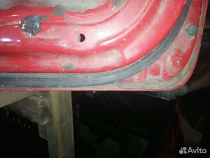 Дверь передняя правая mitsubishi colt 5