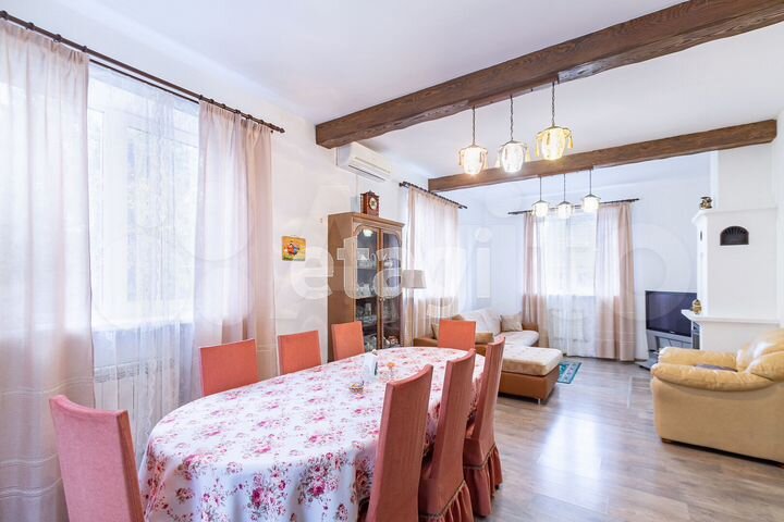 Коттедж 215,9 м² на участке 19 сот.