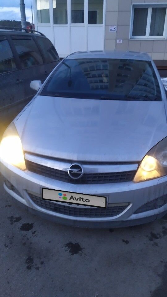 Opel Astra GTC: фото владельца