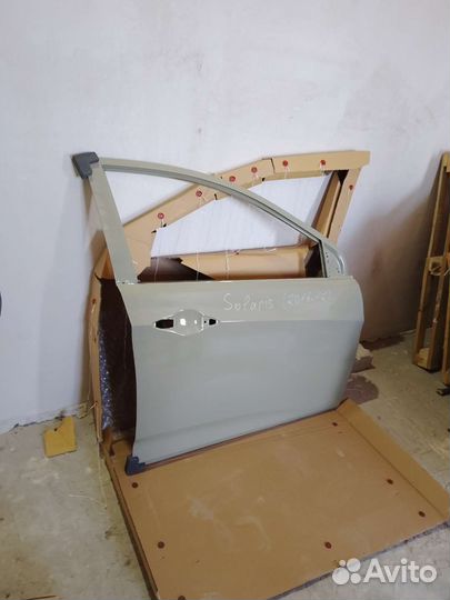 Hyundai solaris 1 передний правый дверь