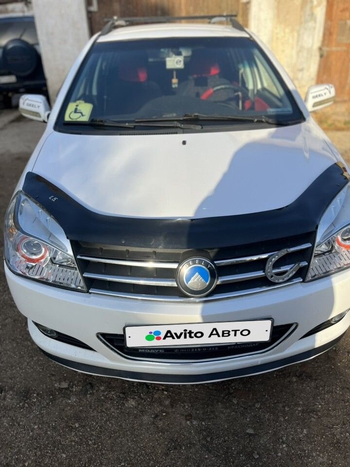 Geely MK Cross: фото владельца